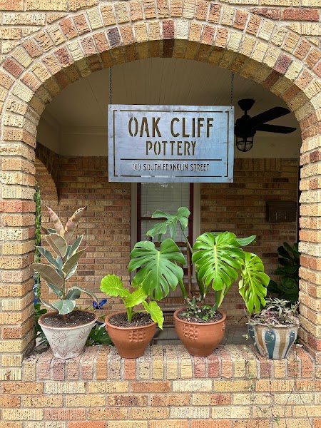 Oak Cliff Pottery - Photo 1