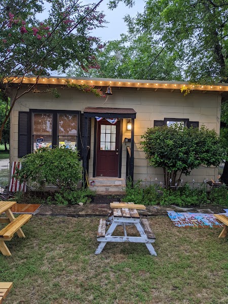 Gina Marie’s Art Studio - Photo 1