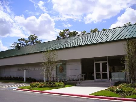 Pearl Fincher Museum of Fine Arts - Photo 1