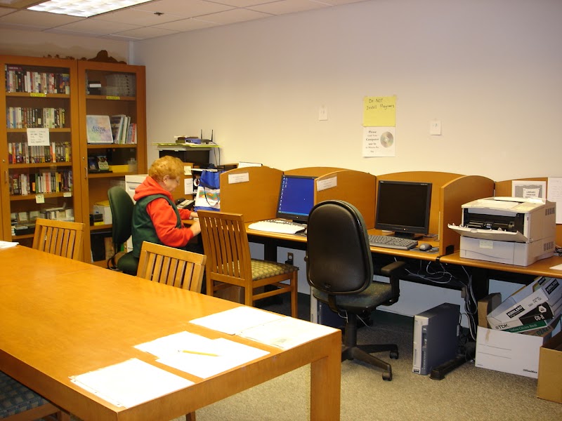 Pasadena Senior Center - Photo 2