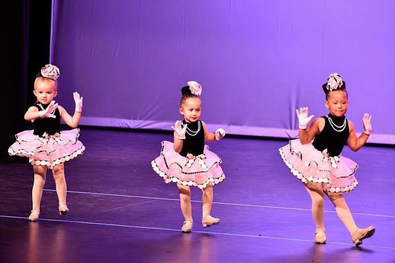 Define Dance and Arts Studio - Photo 4